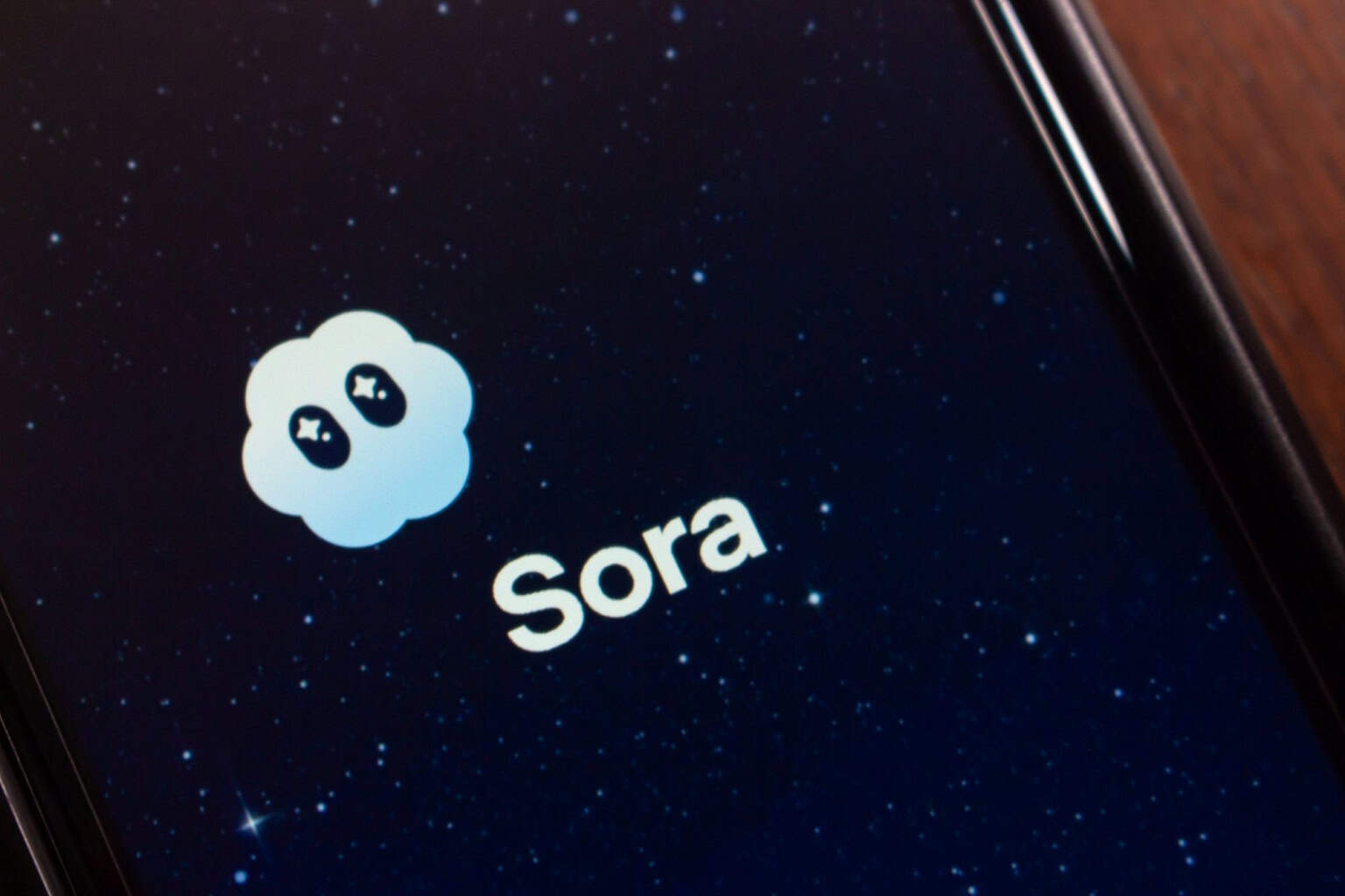 No momento, você está visualizando Sora chega ao Android: o que esperar sobre o futuro dos vídeos com IA 🎥🤖